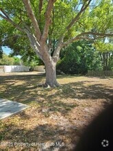Building Photo - 1049 Barlow Ct