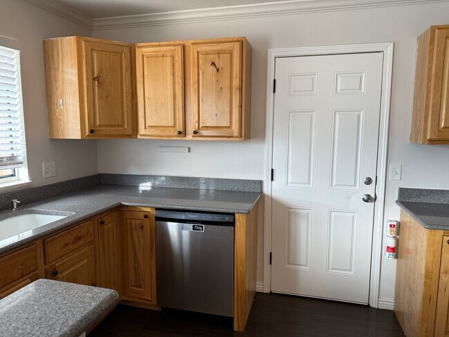 Foto del edificio - Beautiful Updated Beacon Hill Home - Newly...