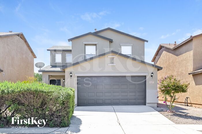 Foto principal - 6140 E Bramble St