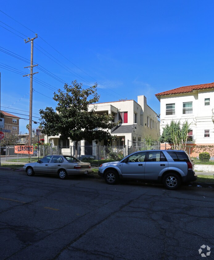 Foto del edificio - 881 S New Hampshire Ave