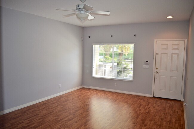 Foto del edificio - beautiful townhome in Heritage Harbour