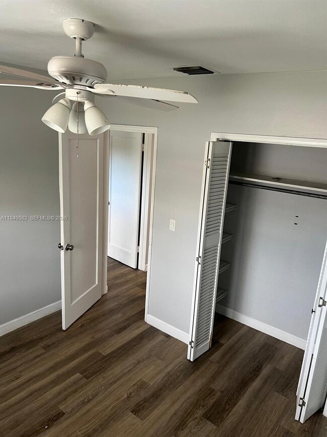 Foto del edificio - 130 NE 171st Terrace