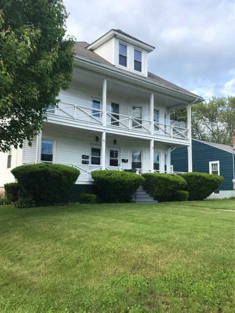 Primary Photo - 181 Capisic St