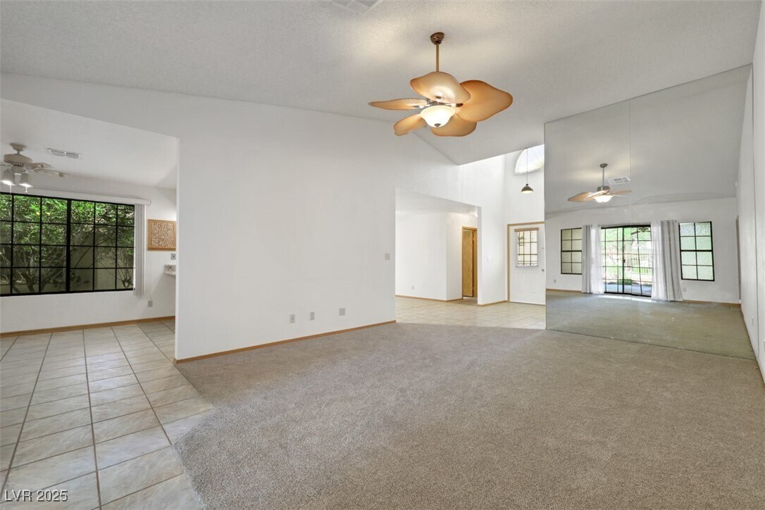 Foto principal - 5240 Las Cruces Dr