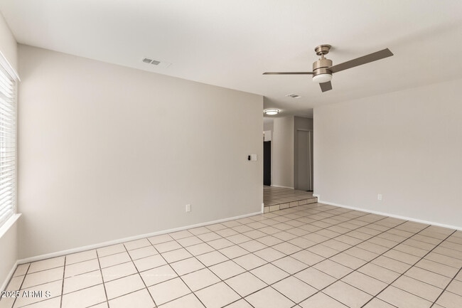 Foto del edificio - 1754 E Alta Vista Rd