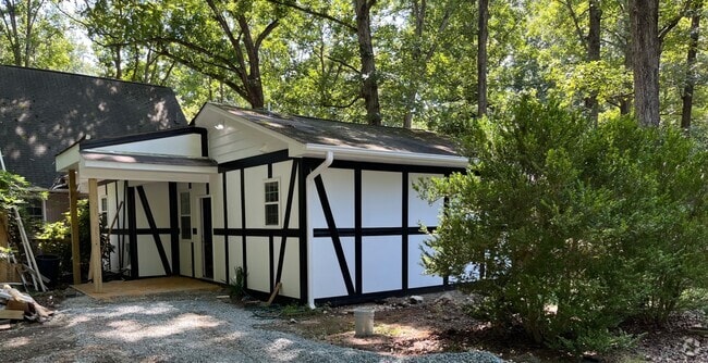 Building Photo - 115 Wild Primrose Ln