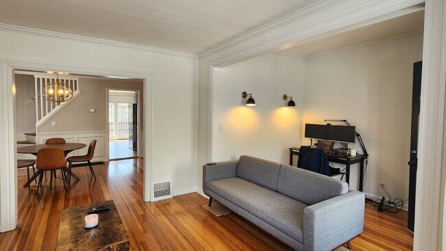 Foto del edificio - 4118 N Kedzie Ave