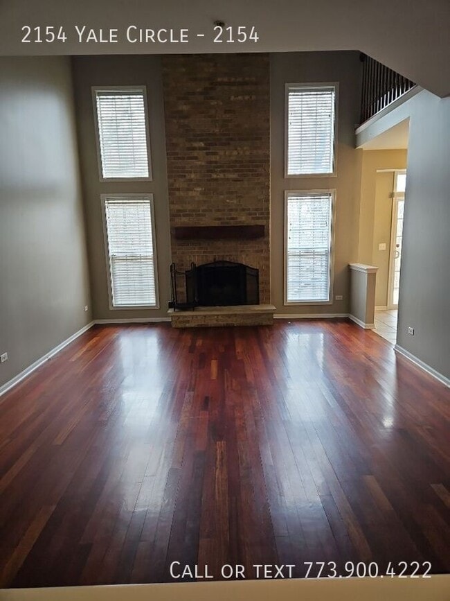 Building Photo - 2154 Yale Cir