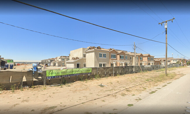 Building Photo - Walnut Place & Walnut Terrace