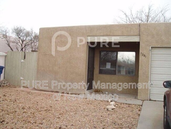 Foto del edificio - 12916 Carrie Pl SE