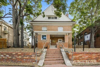 Building Photo - 1220 Corona St