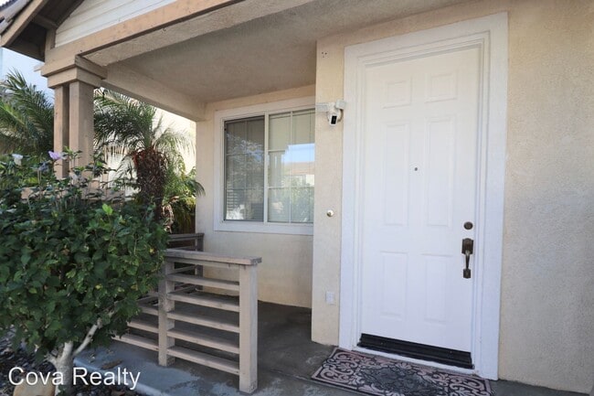 Building Photo - 4 br, 2.5 bath House - 805 Noontide Way