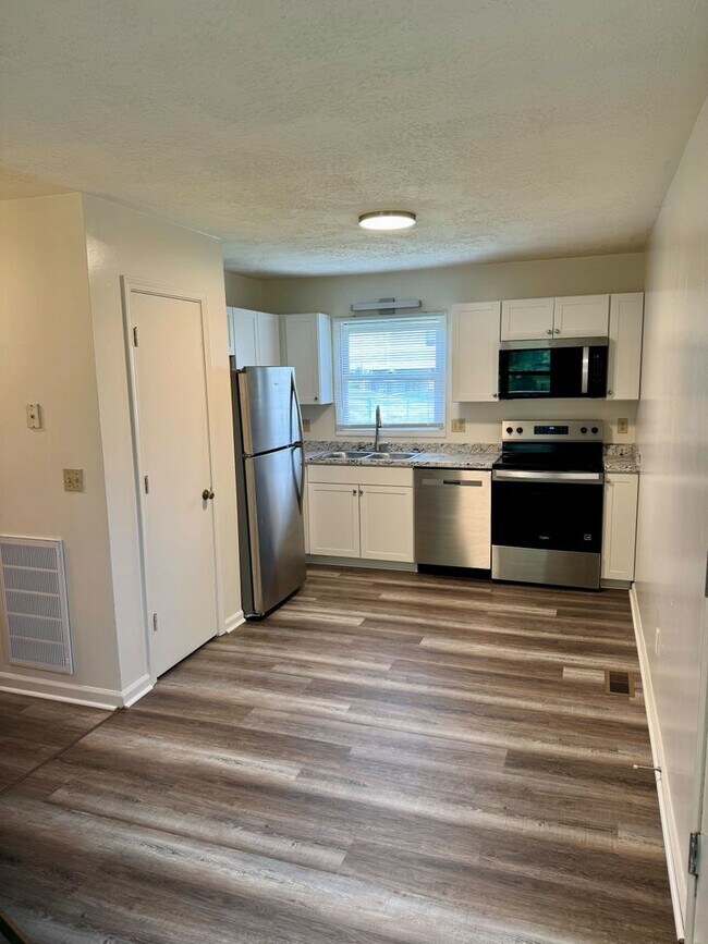 Foto del edificio - Fully Updated Duplex in Blacksburg