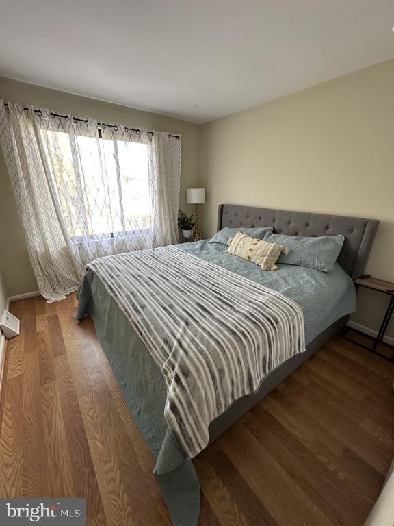 Foto del edificio - 572 Atwood Ct