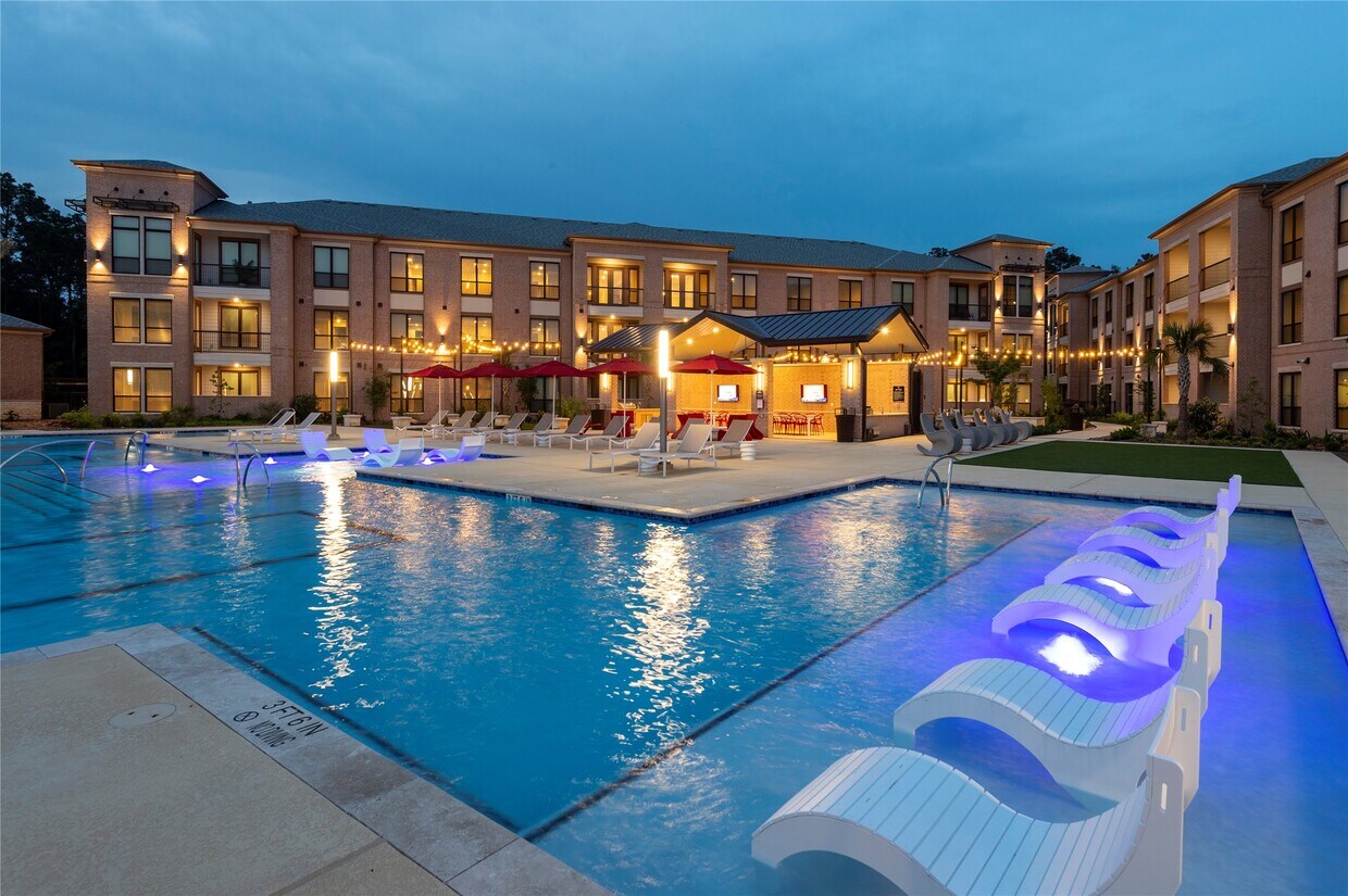 Foto principal - 30020 Creekside Ter Dr