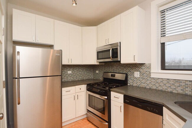 Foto del edificio - 2323 N Rockwell St