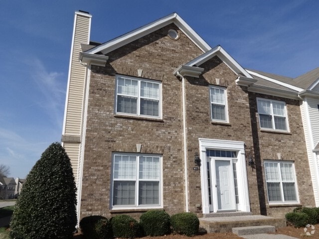 Building Photo - 2271 Dewey Dr