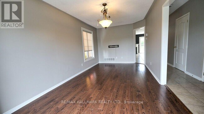 Photo du bâtiment - 441 Heddle Crescent