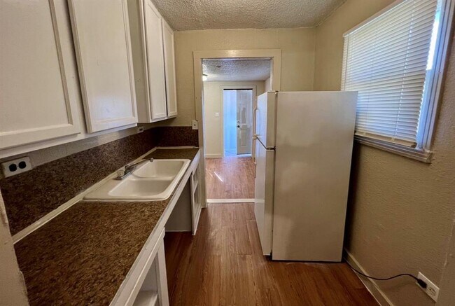 Foto del edificio - 514 Ruddy St