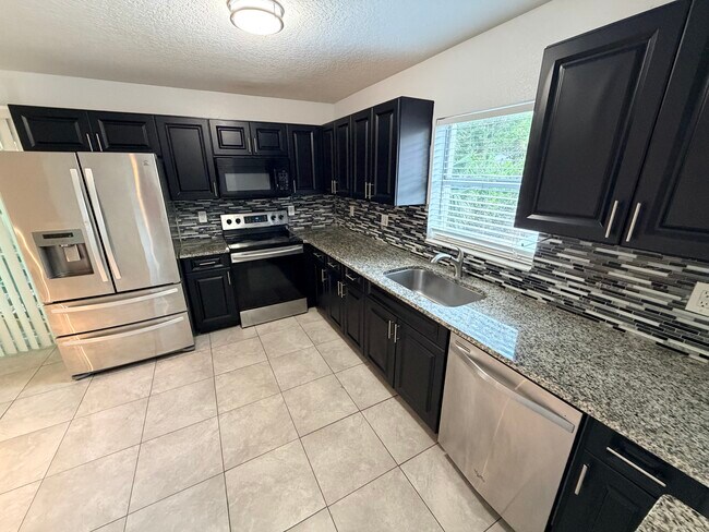 Foto del edificio - 2416 E 18th Ave