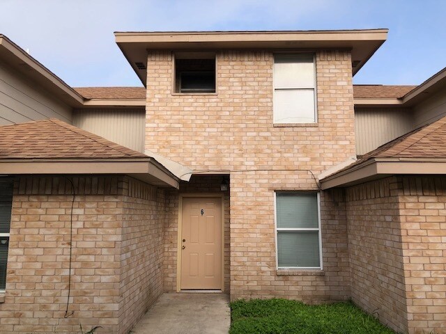 Foto del edificio - 901 W Caffery Ave