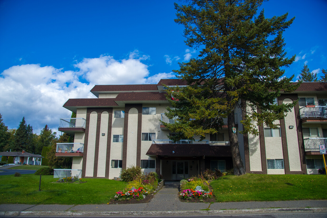 Primary Photo - St. Laurent Manor Apartments