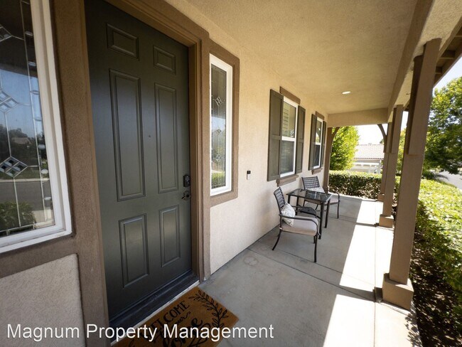 Building Photo - 4 br, 3.5 bath House - 32650 Sussex Stakes St