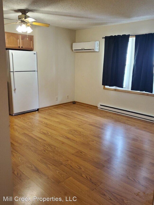 Building Photo - 1418 Sorenson Ln