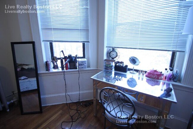 Building Photo - 1258 Commonwealth Avenue