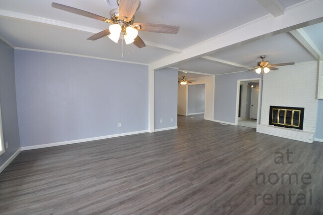 Foto del edificio - 3821 S 93rd E Ave