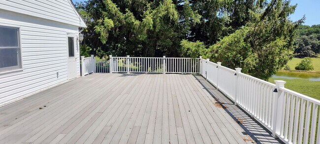 Foto del edificio - JARRETTSVILLE SINGLE FAMILY HOME ON WORKIN...