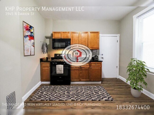 Building Photo - ONE MONTH FREE RENT! Wonderful 3 Bed Home ...