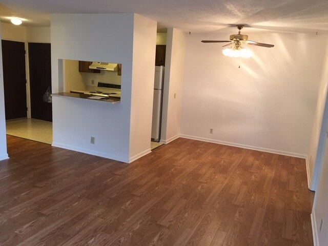 Building Photo - 46 Woodland Hills Dr
