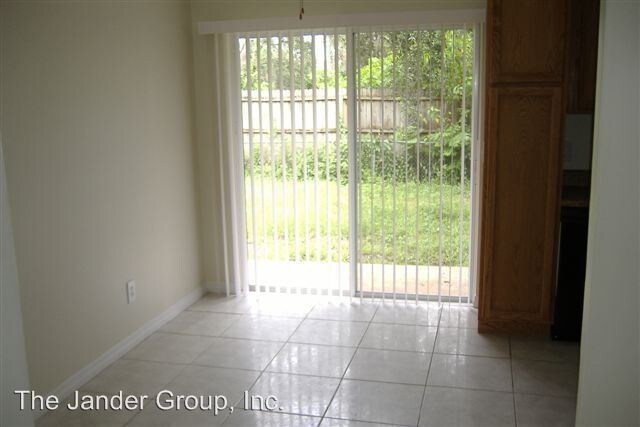Building Photo - 3 br, 1.5 bath House - 8405 Esperanza Street