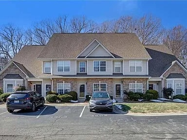 Building Photo - 3804 Wayfarer Dr