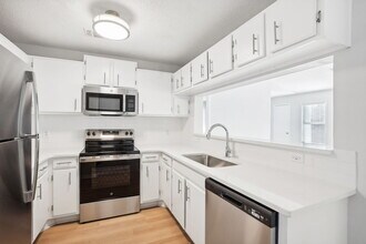Building Photo - Cambridge Park Apartments