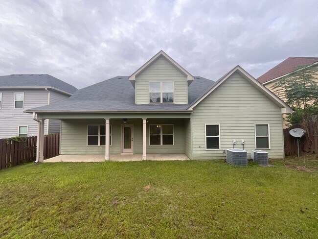 Foto del edificio - 5506 Dualwood Dr