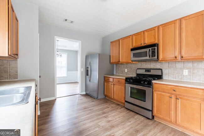 Foto del edificio - 3290 Cooper Woods Dr