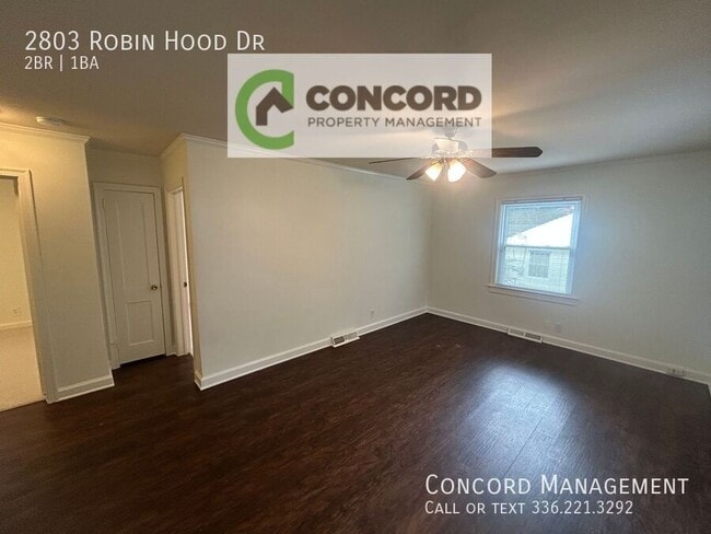 Foto del edificio - 2803 Robin Hood Dr