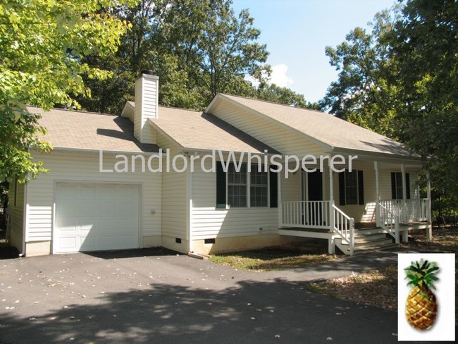 Building Photo - 15 Tallwood Trl