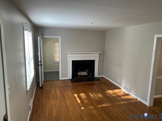 Foto del edificio - 7716 Patterson Ave