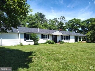 Building Photo - 15400 Mt Calvert Rd