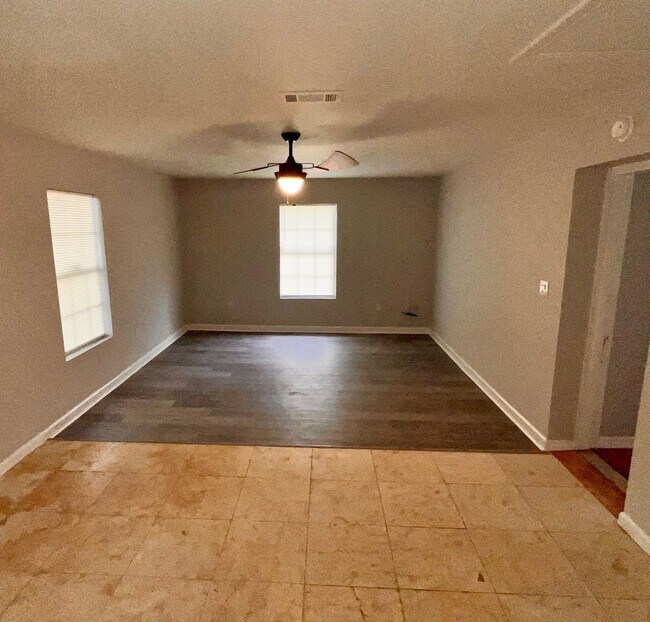 Foto del edificio - Gulfport 5 Bedroom