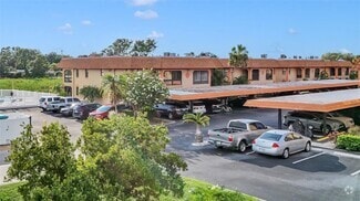 Building Photo - 10192 Seminole Island Dr
