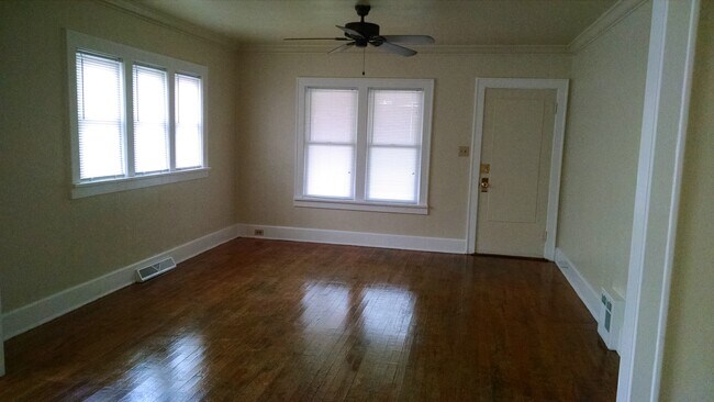 Foto del edificio - 1939 Terrace St