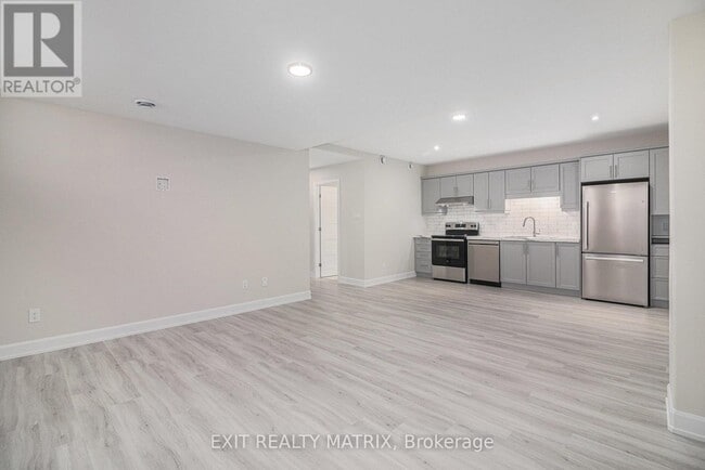 Building Photo - 1208 Montblanc Cres