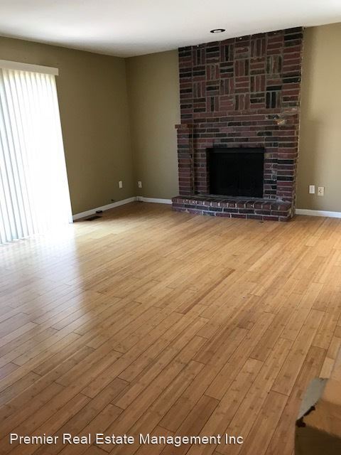 Building Photo - 3 br, 2 bath House - 9719 Hillcrest Rd.