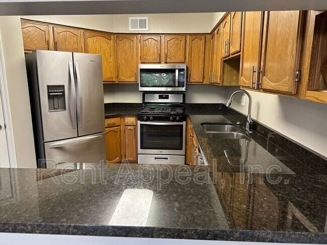 Building Photo - 1560 Burnstone Dr