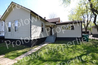 Building Photo - 122 Baker Ave