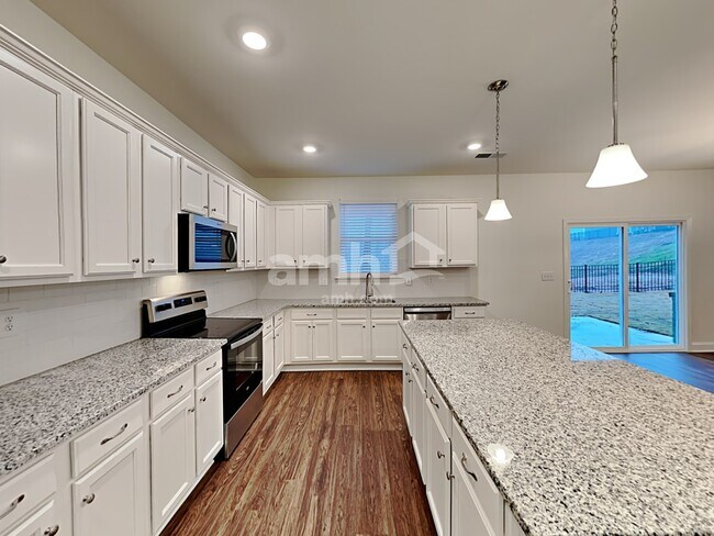 Foto del edificio - 1410 Ashlyn Ct